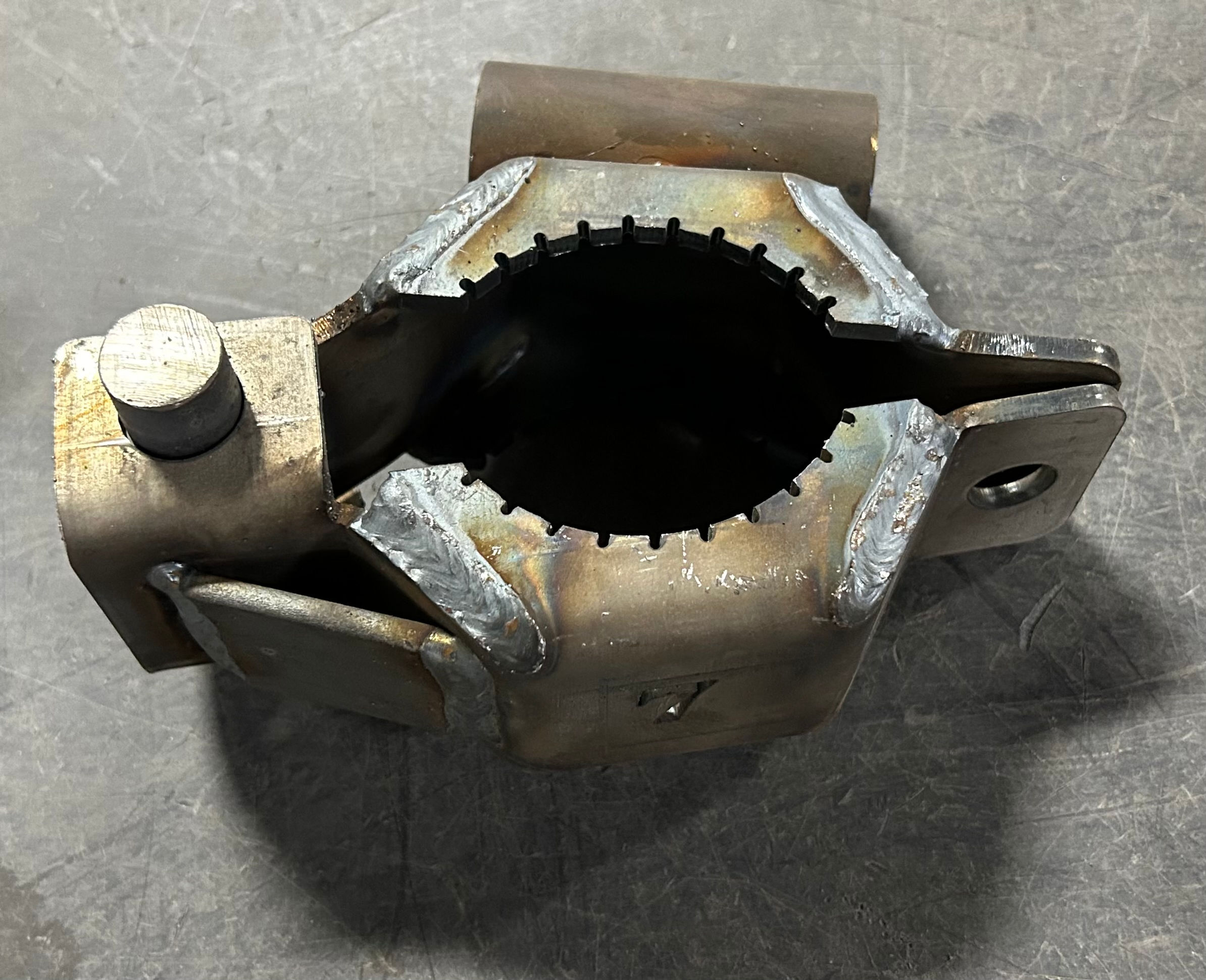 2-7/8 Pipe Hinge with Side Tube