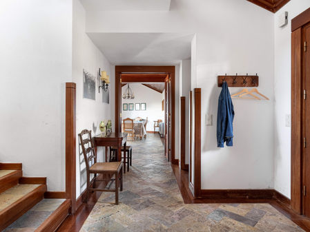 Ulgueira Hallway (3).jpg