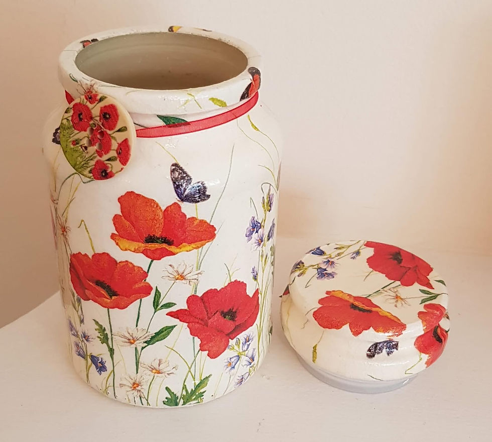 Poppy jar