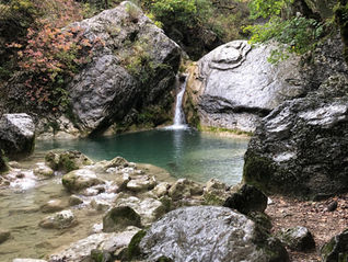 Et si le pas qui nous séparait de l’autre était le pas qui nous séparait de nous même ?