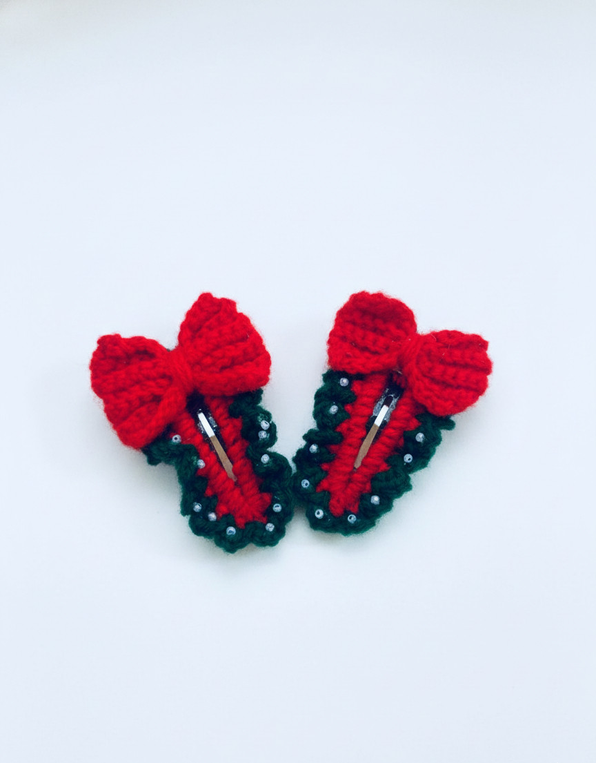Red Ribbon Clips