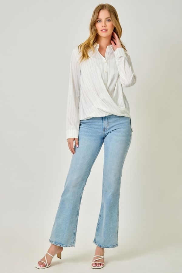 Thumbnail: Off White Stripe Twisted Bottom Blouse