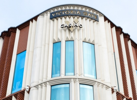 Gambling Commission Suspends Victoria Gate Casino Licence Over AML Failings
