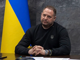 Ukrainian Anti-Corruption Authorities Raid Andriy Yermak Office Amid Alleged $11 Million Money Laundering Scheme
