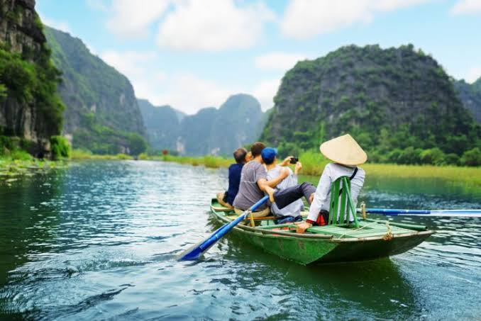 Vietnam Aims for 25 Million International Visitors and $43 Billion in Tourism Revenue by 2026