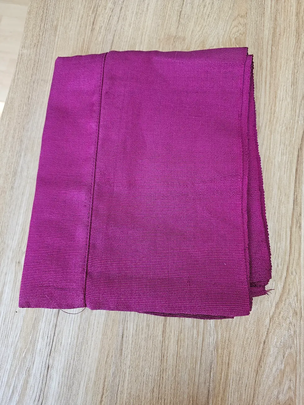 Magenta aso oke gele