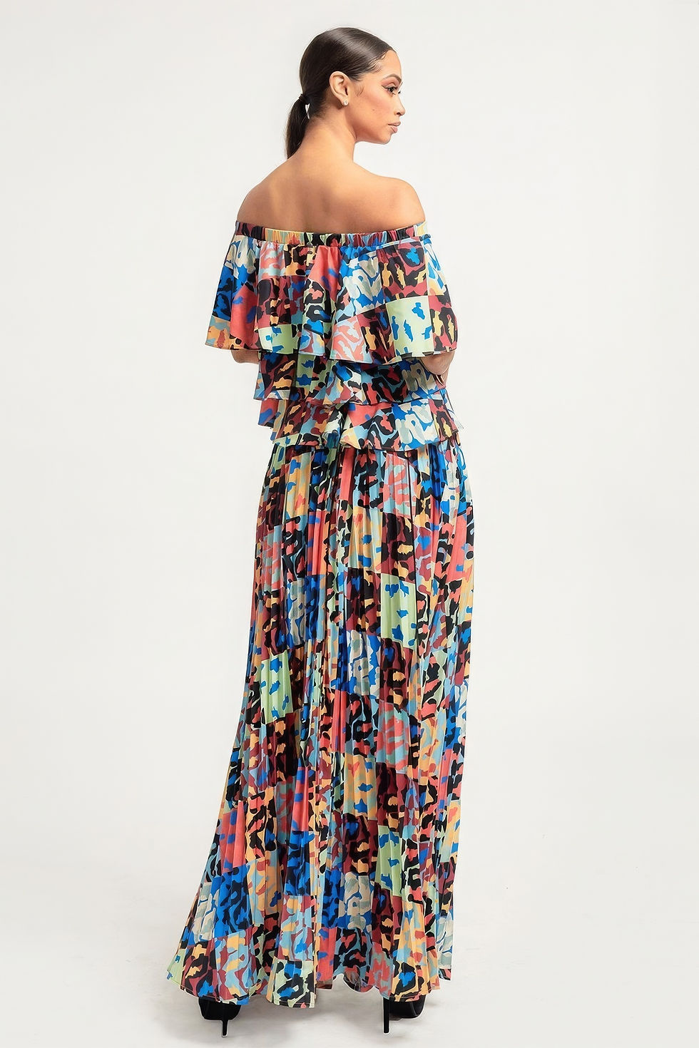 Thumbnail: Printed Ruffle Top And Pleated Skirt Set
