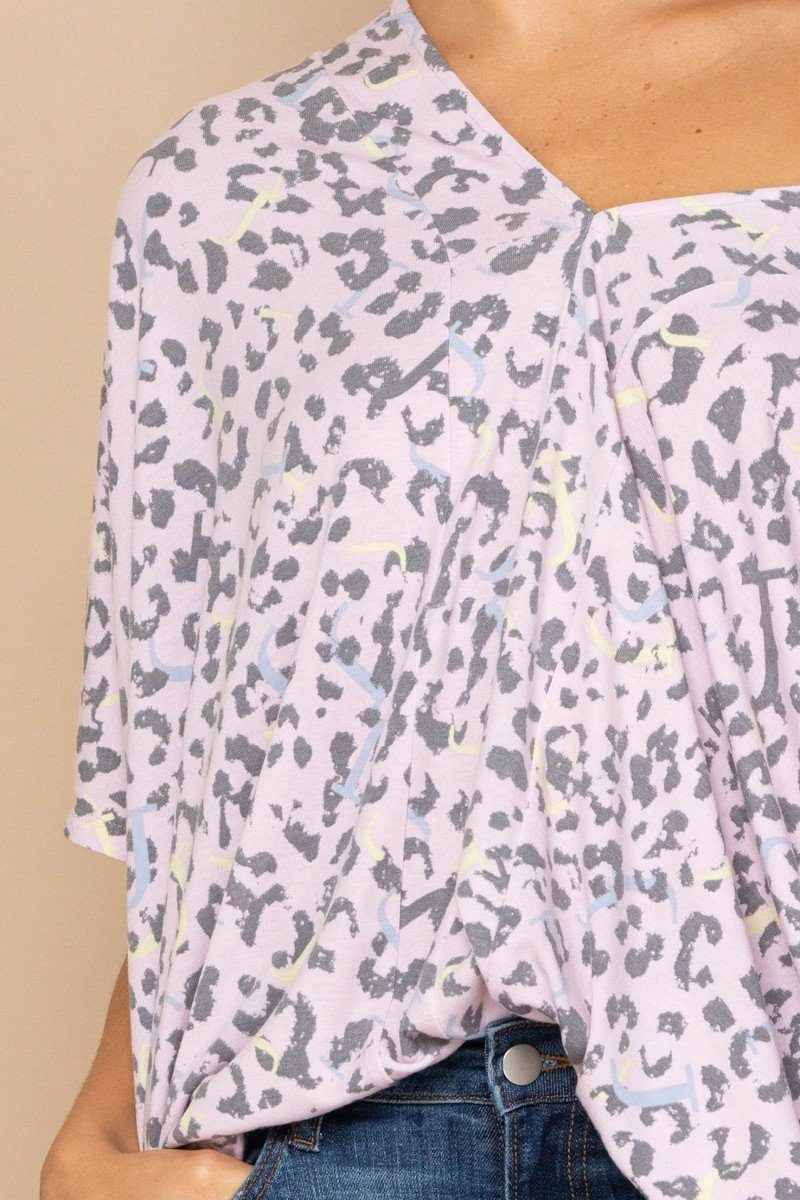 Thumbnail: Leopard And Letter Printed Knit Top