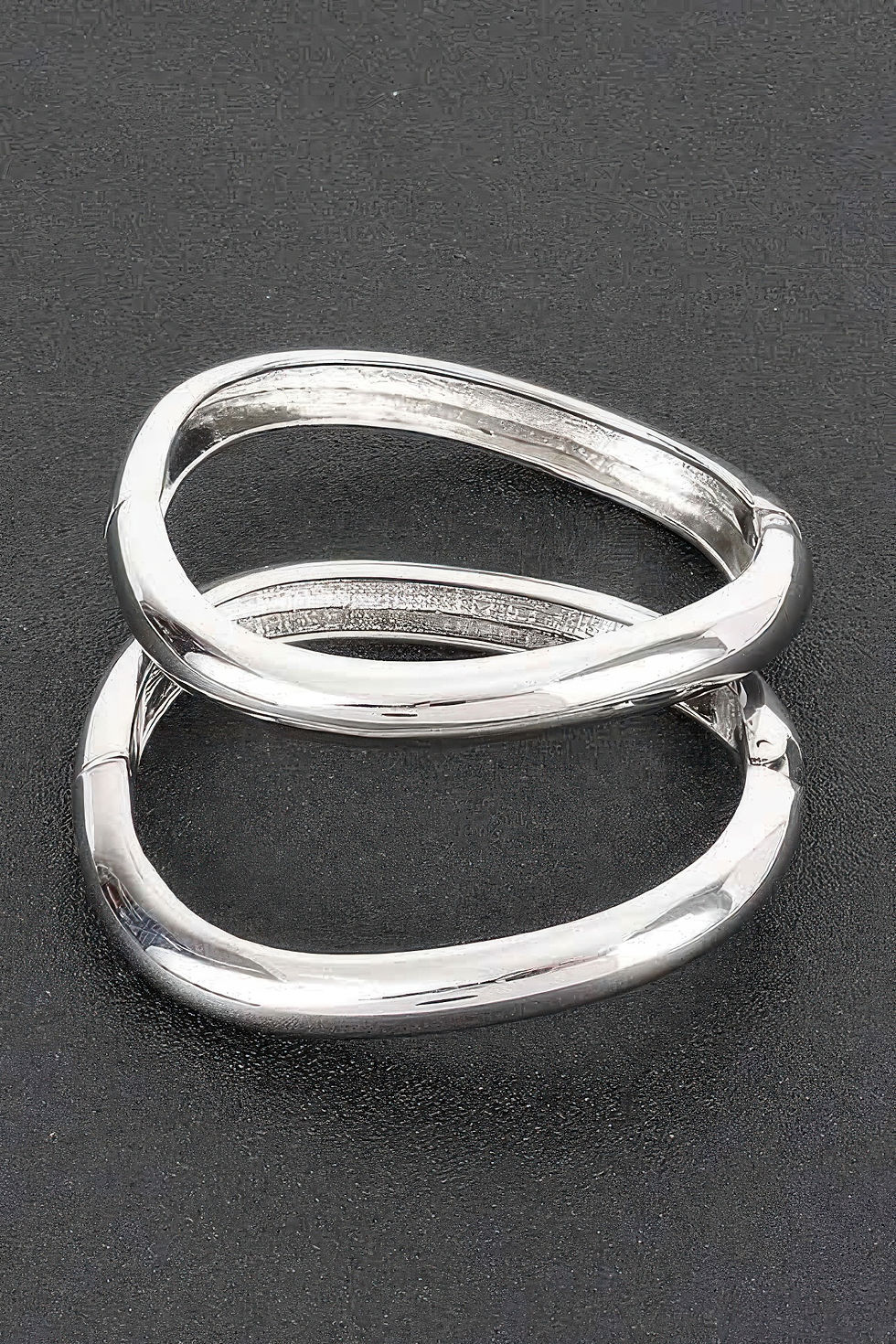 Thumbnail: Curved Elegance Bracelet