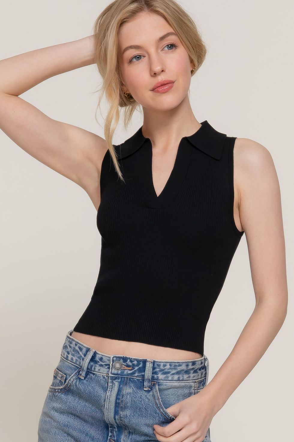 Thumbnail: Sleeveless Polo Spring Sweater      