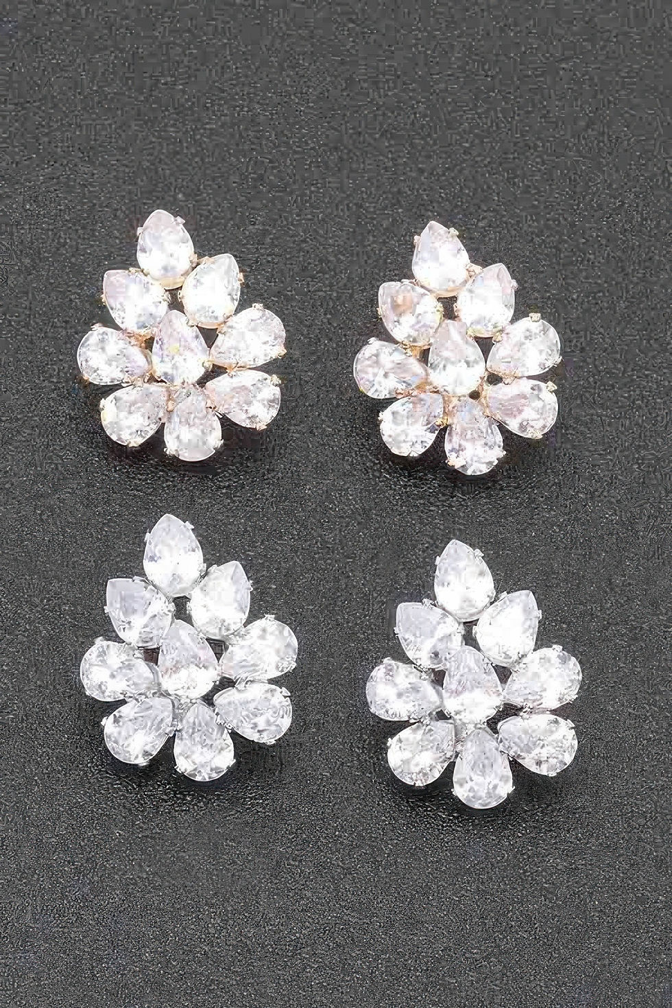 Thumbnail: Rhinestone Earring