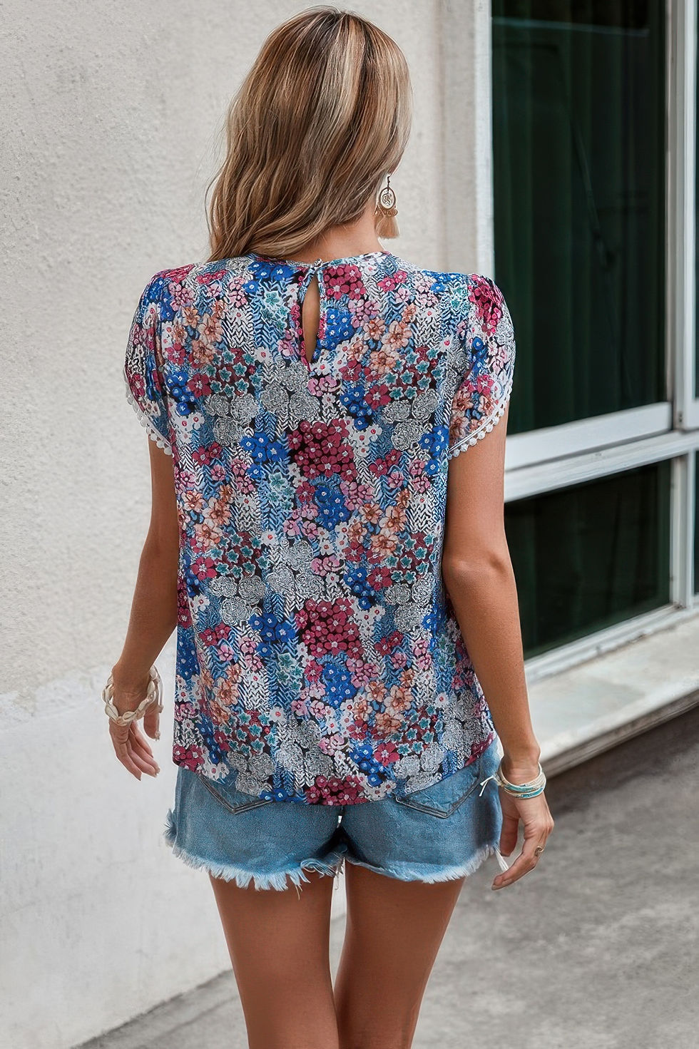 Thumbnail: Floral Round Neck Lace Trimmed Fit Blouse