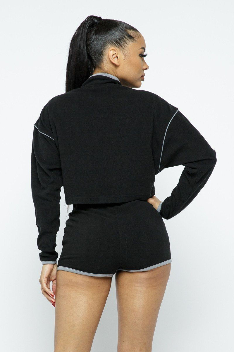 Thumbnail: Sporty Crop Top Sporty High-waist Shorts Set