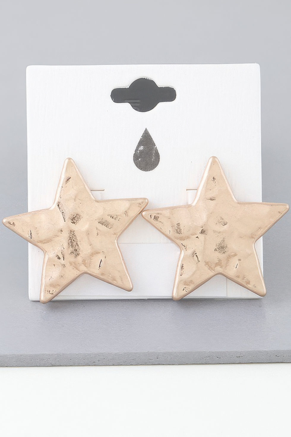 Thumbnail: I'm A Star Indented Earrings