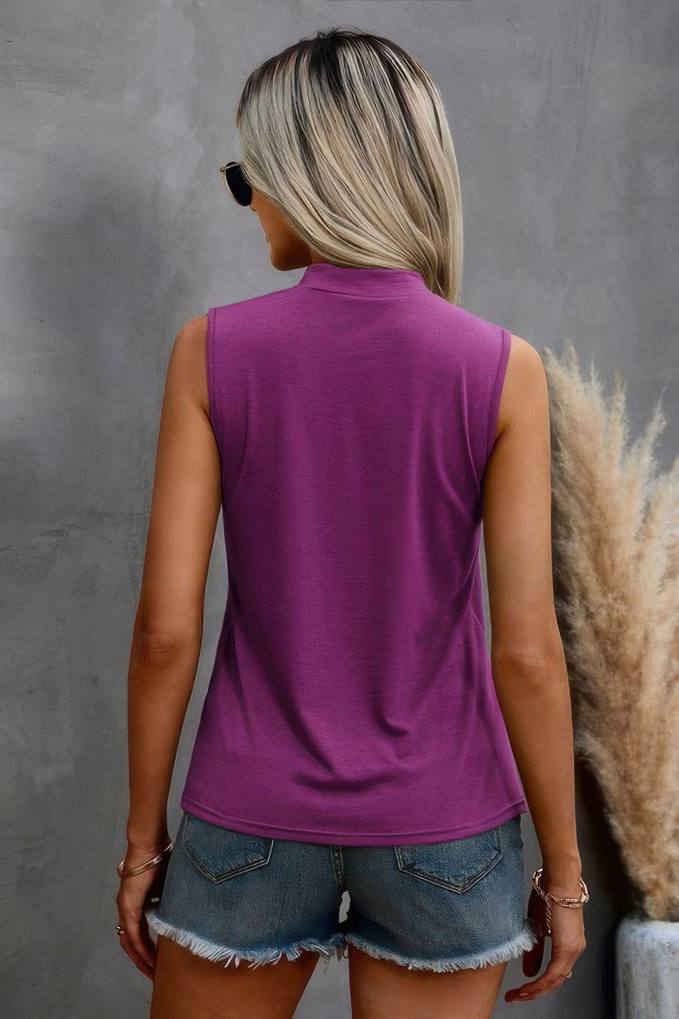 Thumbnail: Solid Cold Cut Out Shoulder Sleeveless Top