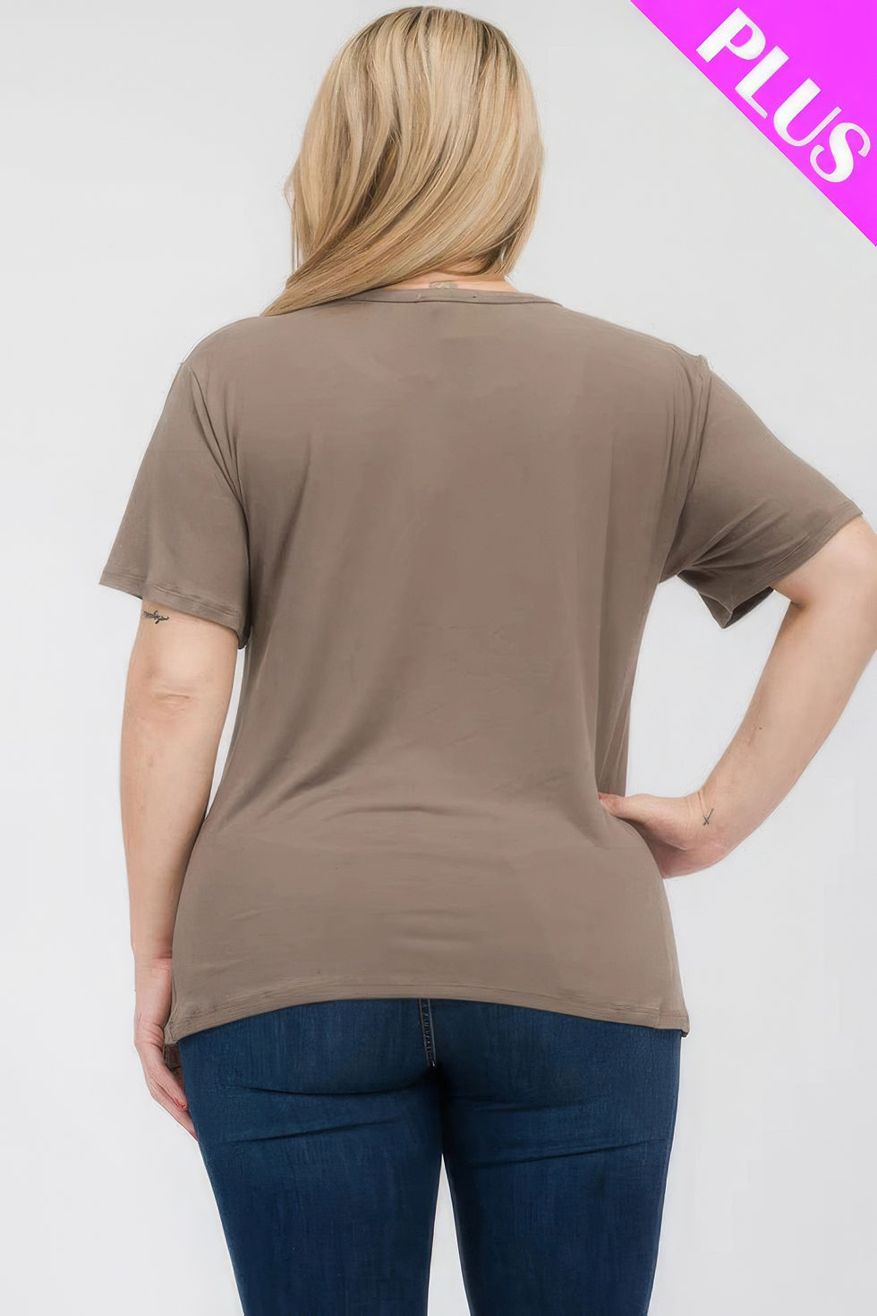 Thumbnail: Plus Size Basic Short Sleeve T-shirt