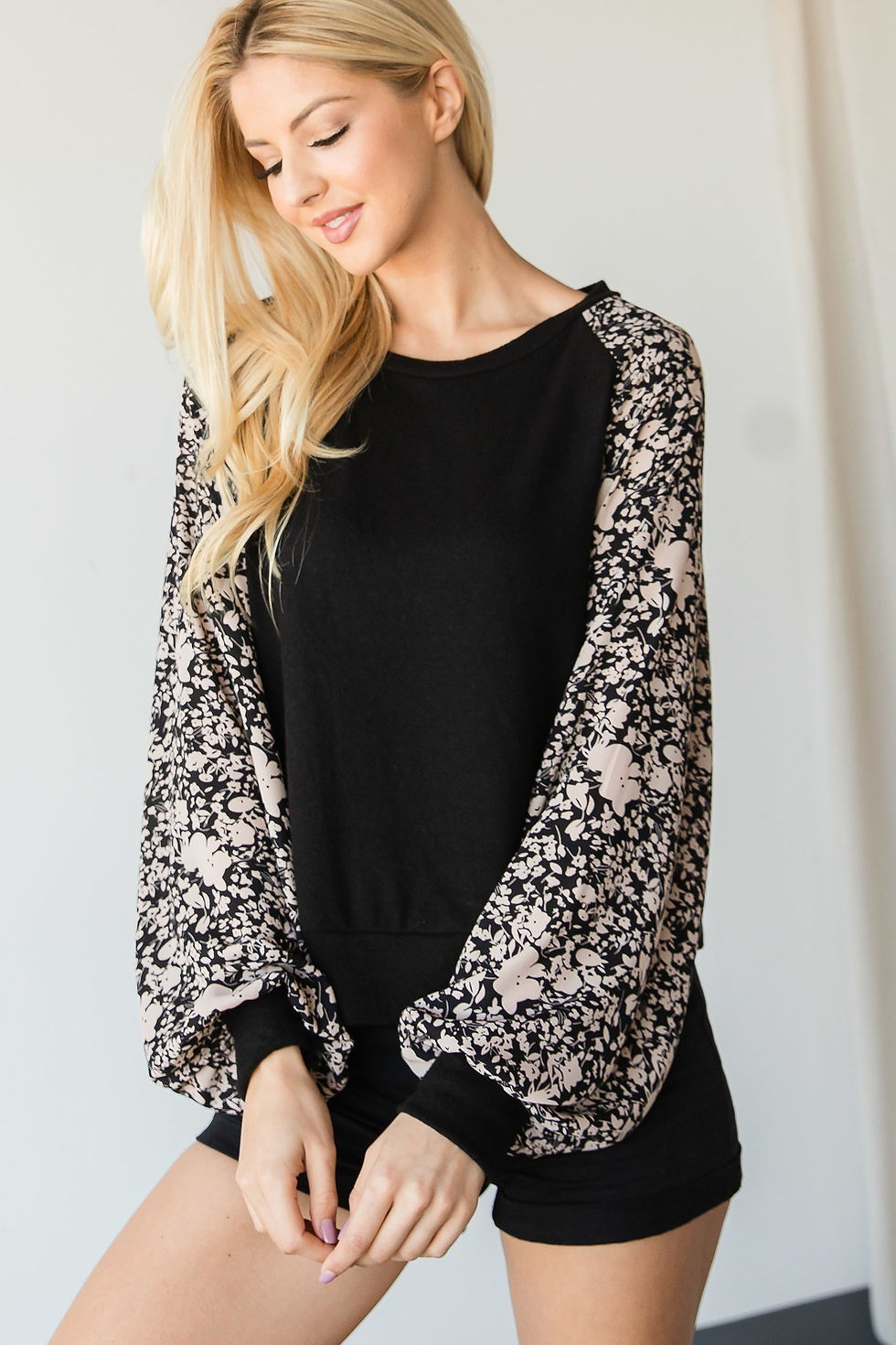 Thumbnail: Floral Print Bubble Longsleeve Top
