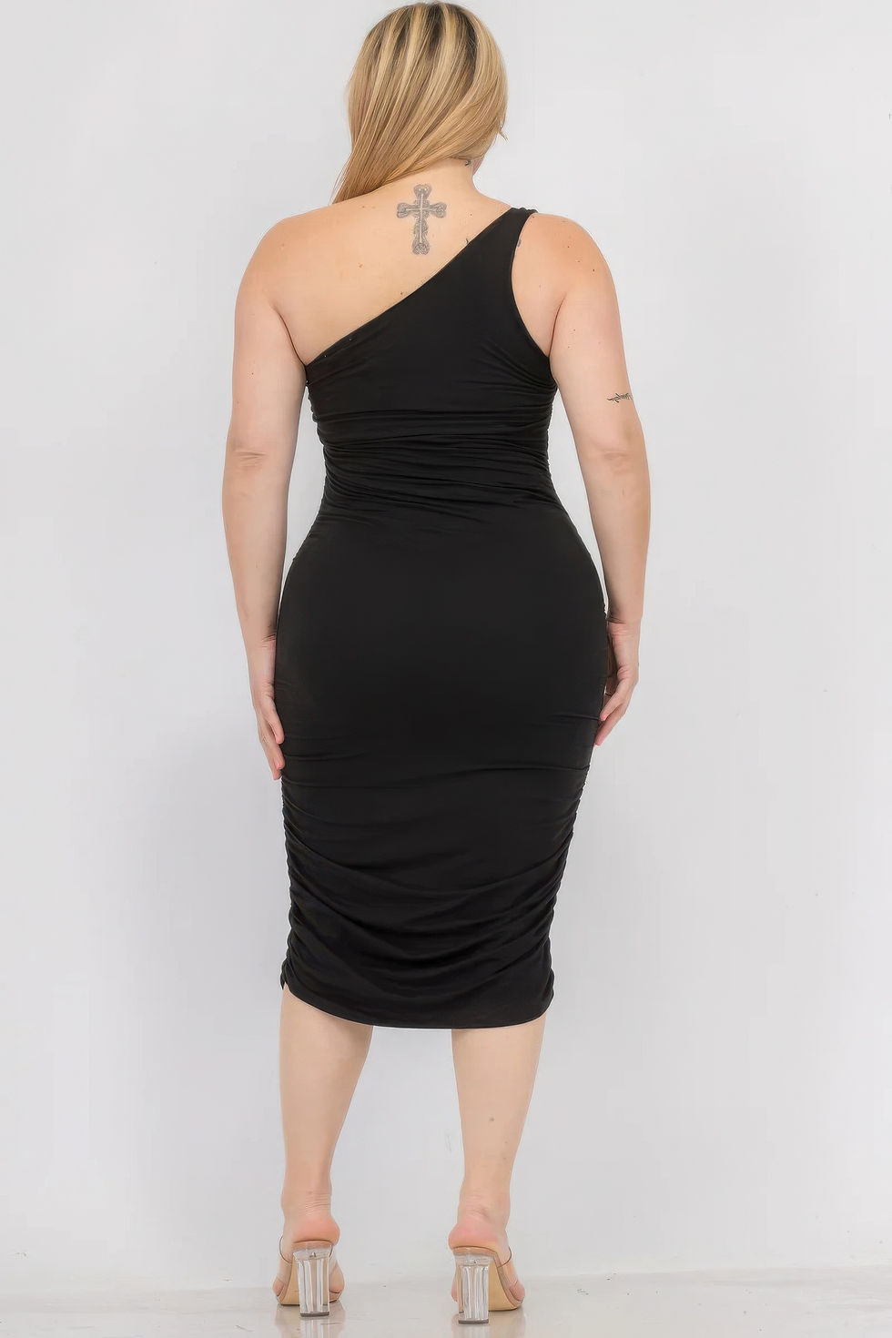 Thumbnail: Plus Size Sexy Solid Color Ruched One Shoulder Midi Bodycon Dress