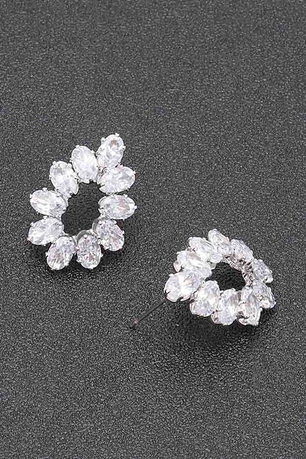 Thumbnail: Rhinestone Earring