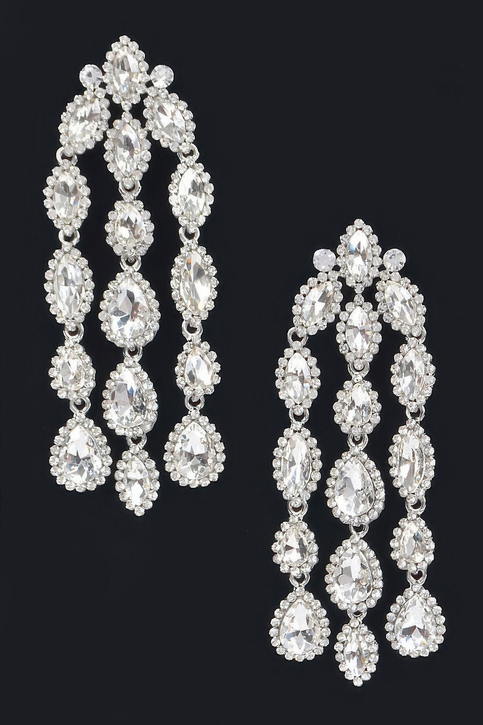 Thumbnail: Rhinestone Fringe Earring