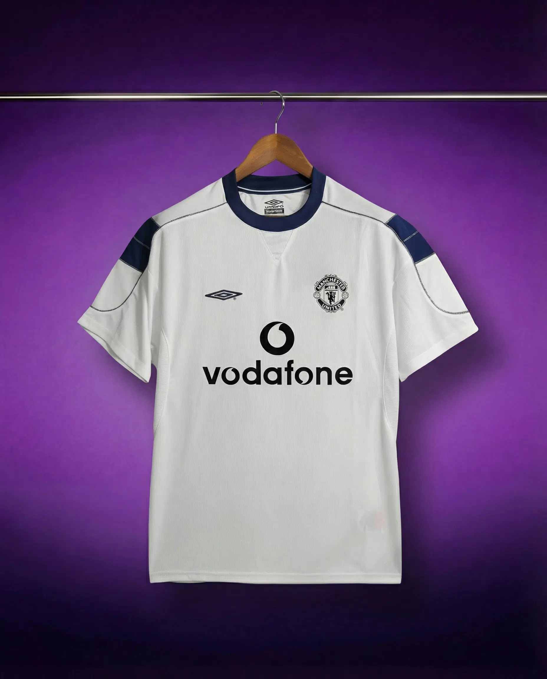 Manchester United 1999/2000 Away Jersey