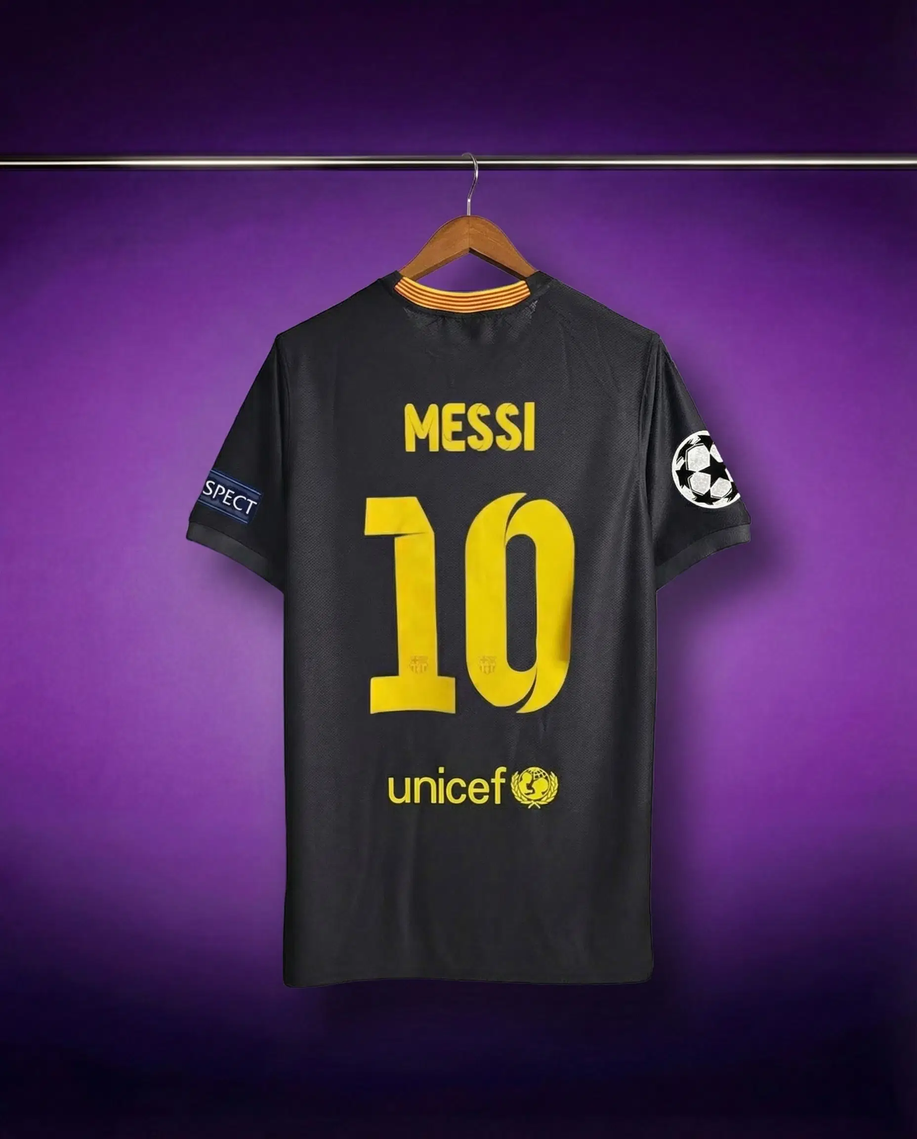 Lionel Messi FC Barcelona 2013/2014 Away Retro Jersey