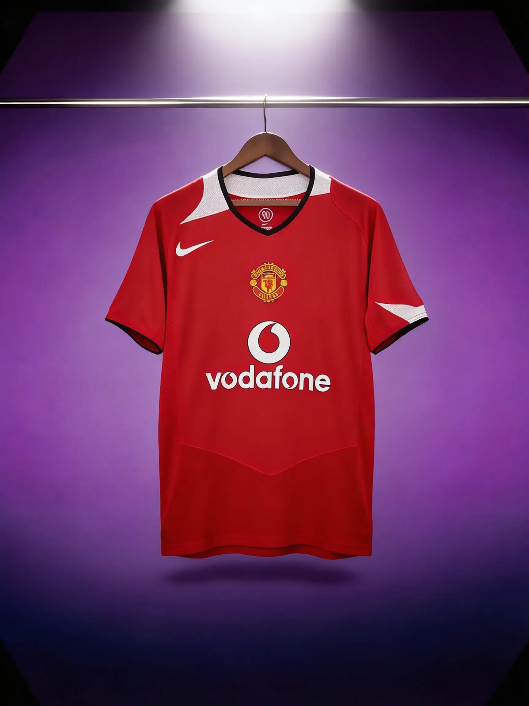 Manchester United 2004/2006 Retro Jersey