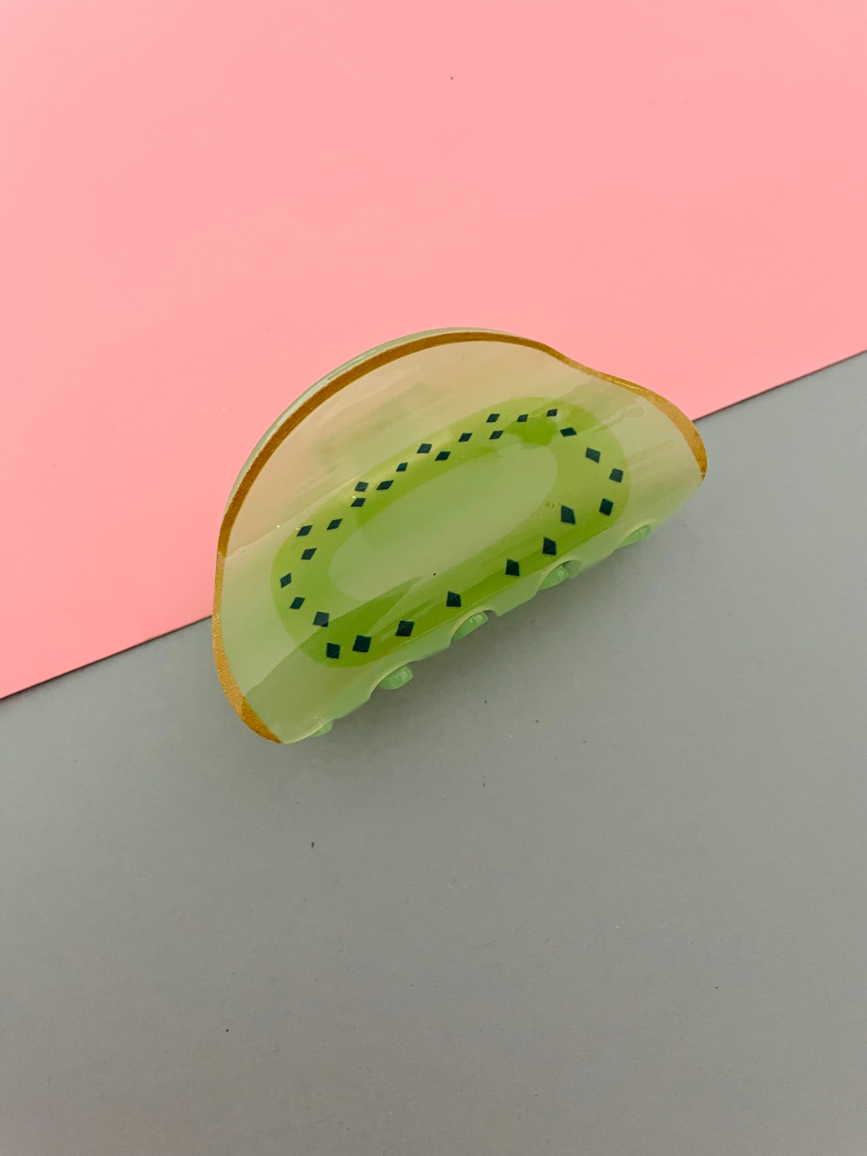 Kiwi Hair Claw