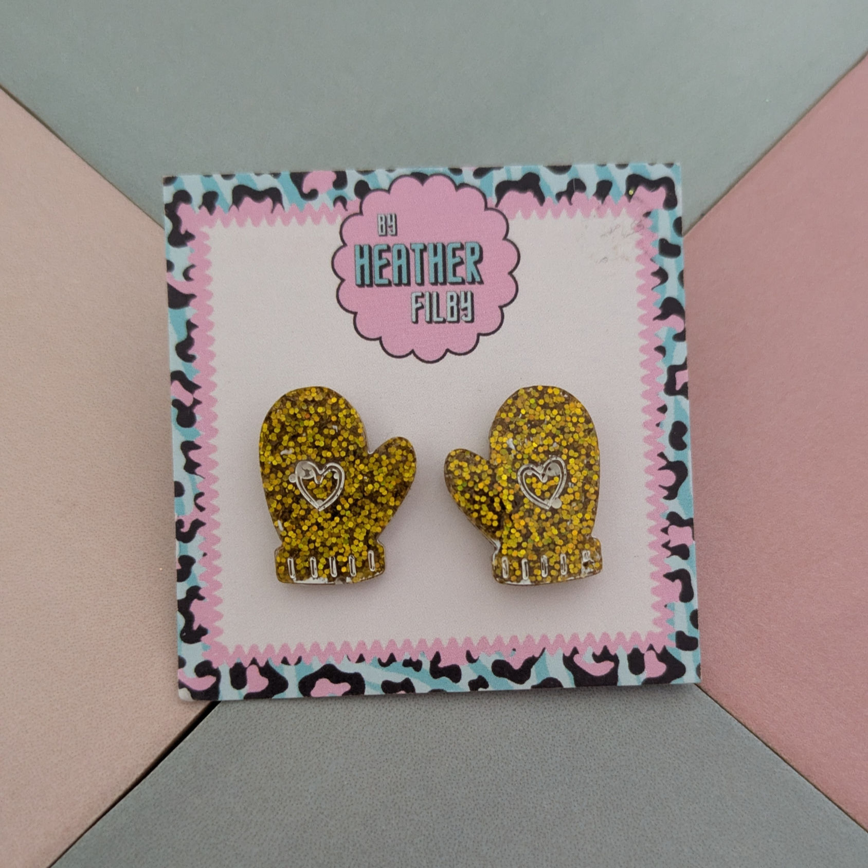 Dark Gold Mitten Glitter Resin Stud Earrings