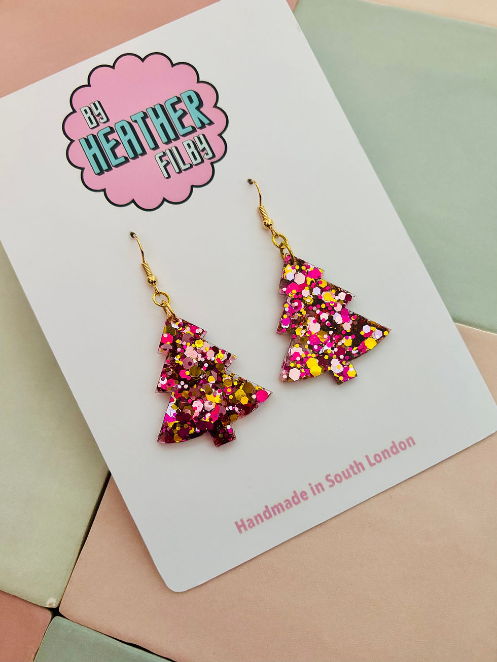 Thumbnail: 💖 Pink & Gold Christmas Tree Glitter Resin Earrings