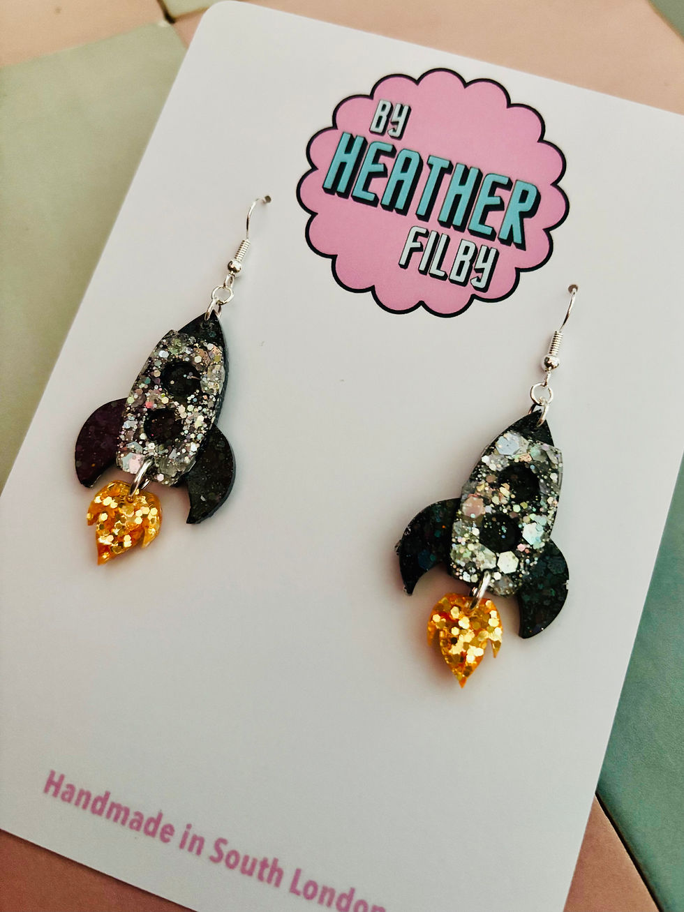 Thumbnail: 🚀 Rocket Glitter Resin Earrings