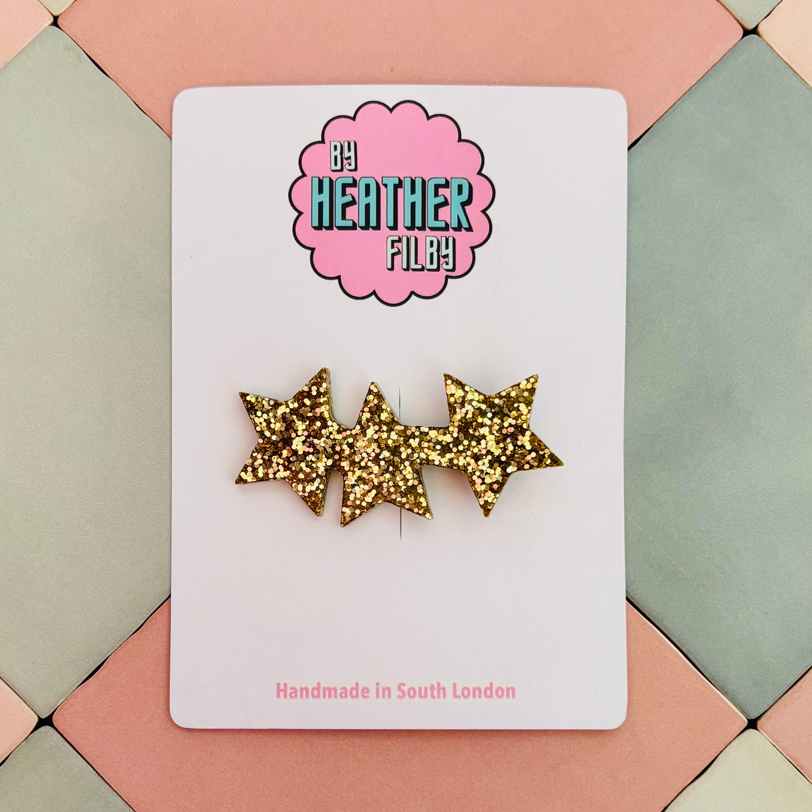 ✨ Gold Star Glitter Resin Hair Clip
