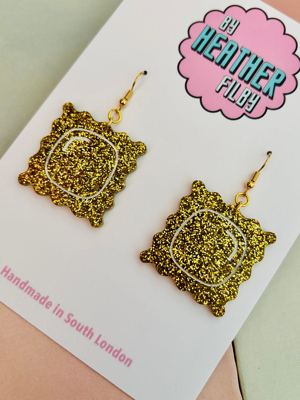 Thumbnail: 🍝 Ravioli Pasta Glitter Earrings