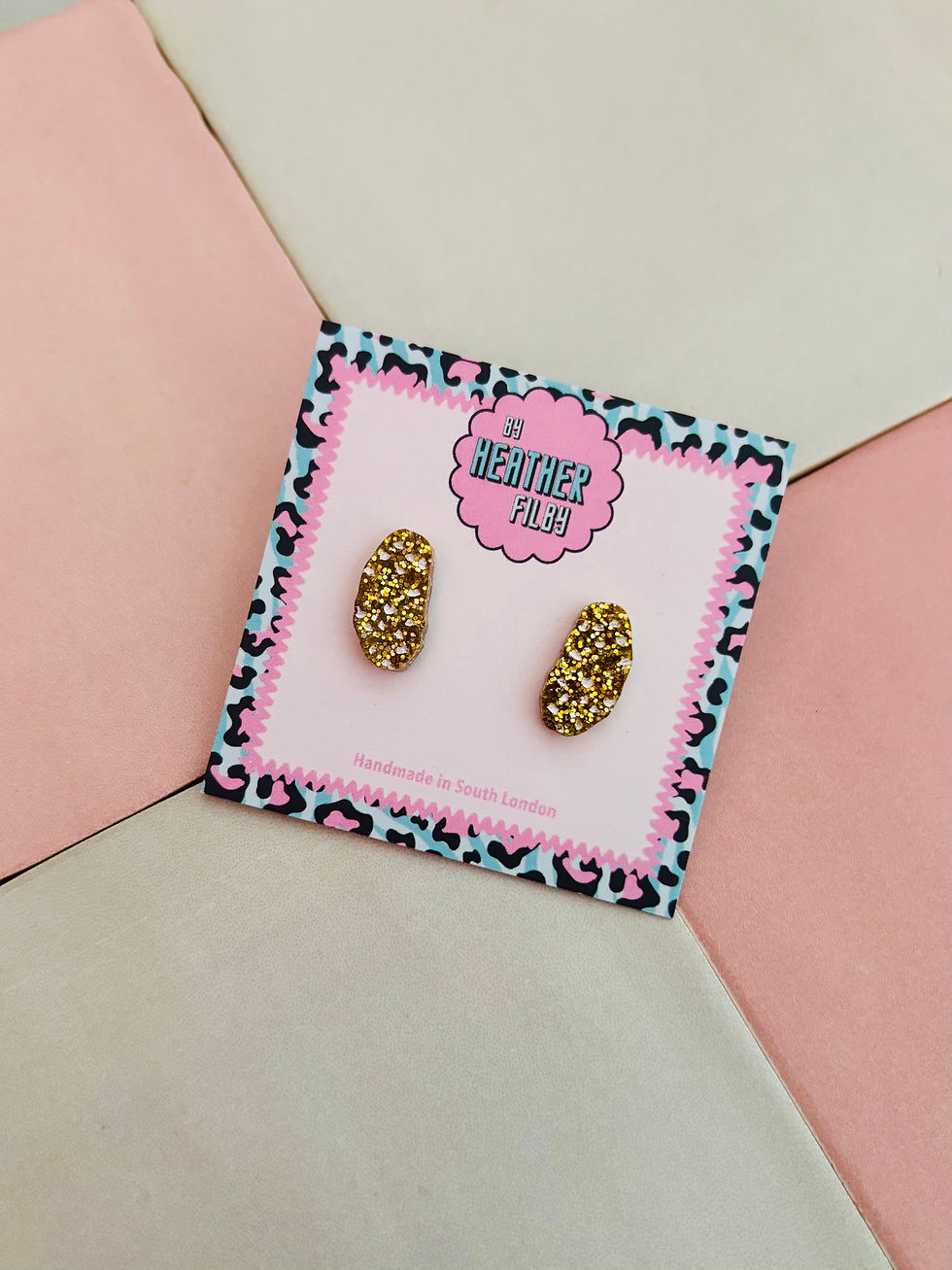 Thumbnail: 🥔 Potato Glitter Resin Studs