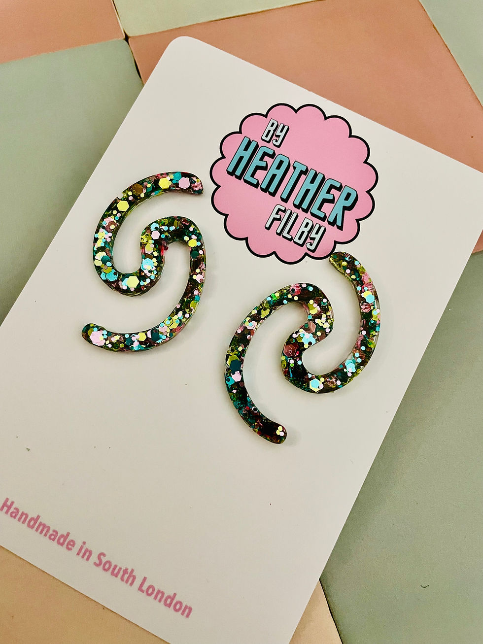 Thumbnail: 〰️ Squiggle Glitter Resin Earrings