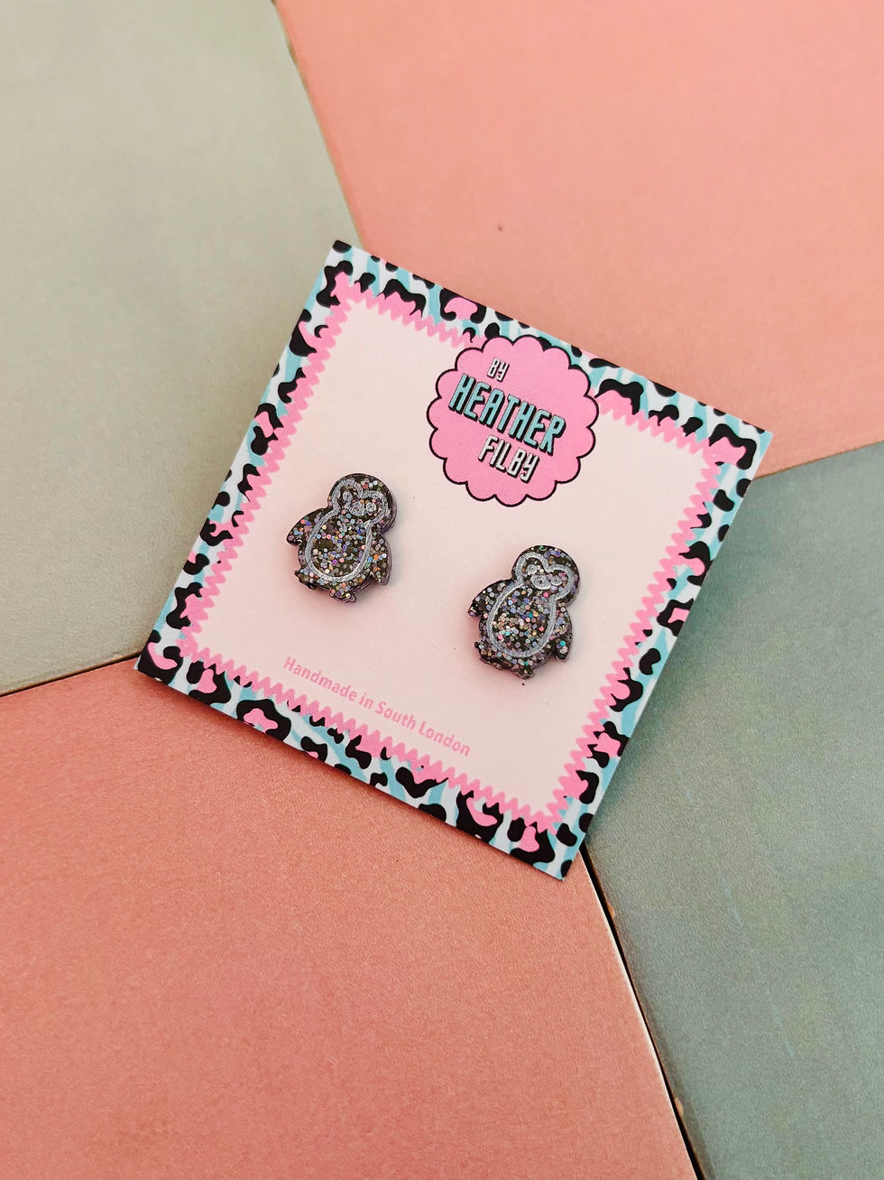 Thumbnail: 🐧 Penguin Glitter Resin Studs