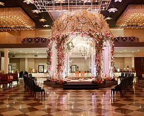 Luxury wedding venue in Chattarpur with lavish outdoor lawns and indoor banquets; designed for weddings, pre‑wedding functions and social events.