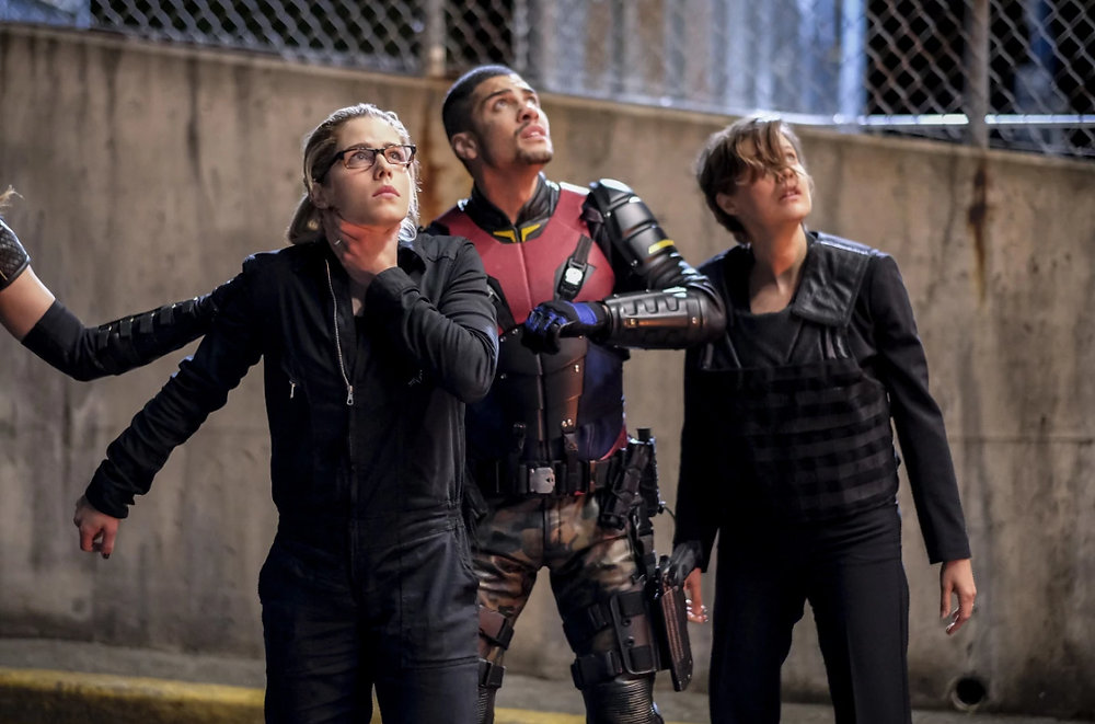 Arrow saison 6 : tous contre Diaz, 3 choses à retenir de l'épisode 22