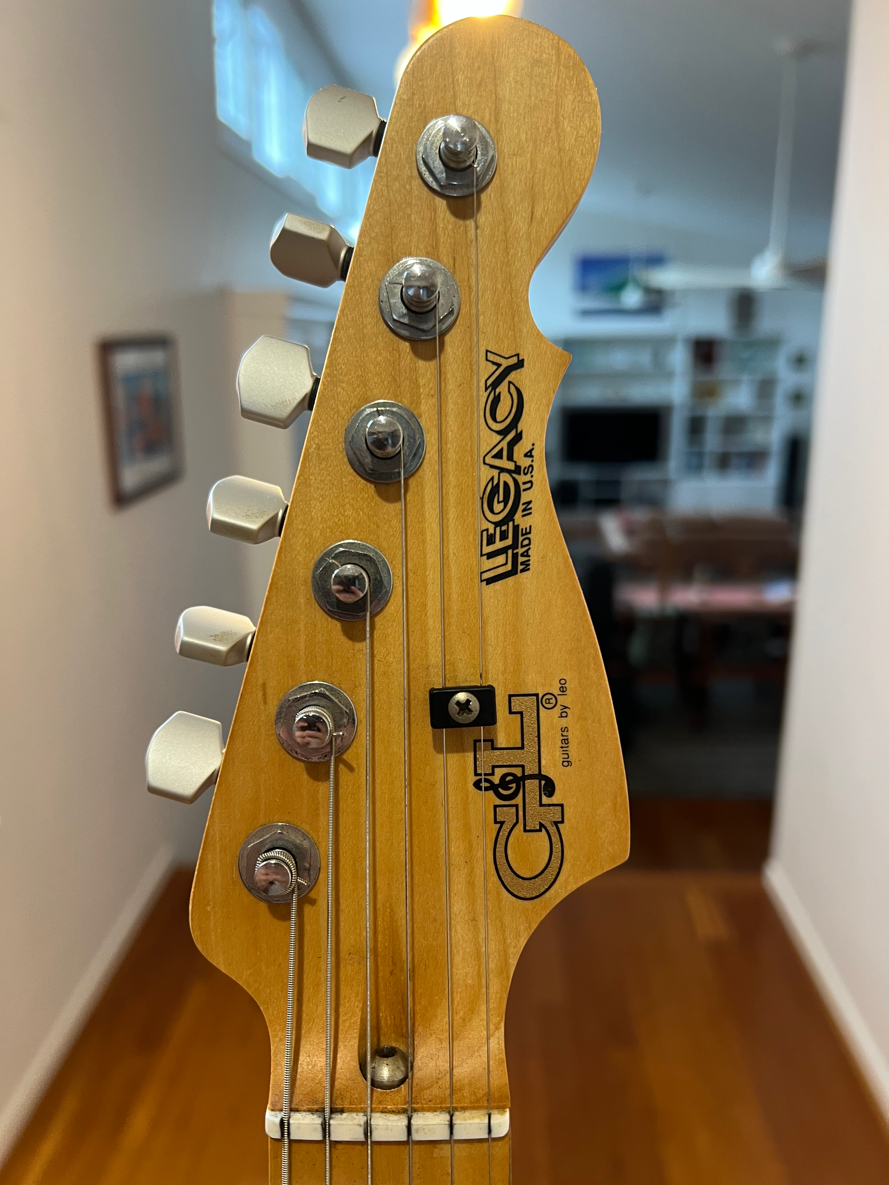 G & L Legacy (USA)