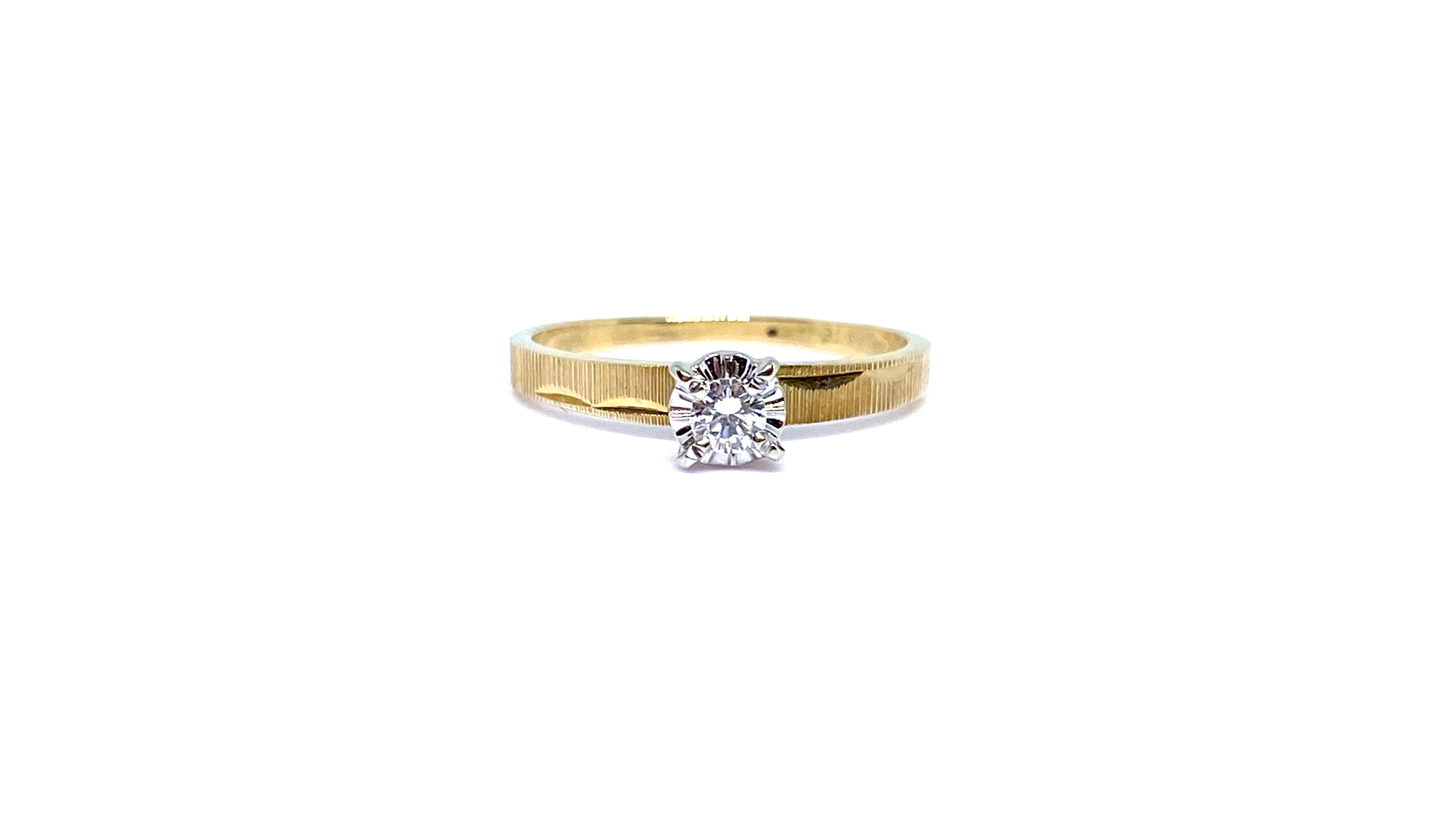 Engagement Gold Diamond Ring