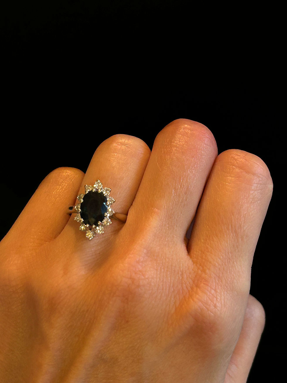 Thumbnail: Sapphire Diamond Gold Ring