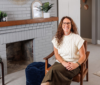 Leigh Devine pic.jpg