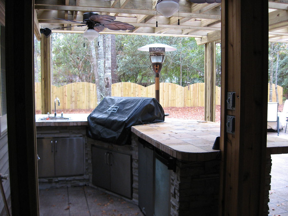 Outdoor Kitchen w/ Jenn Air Grill