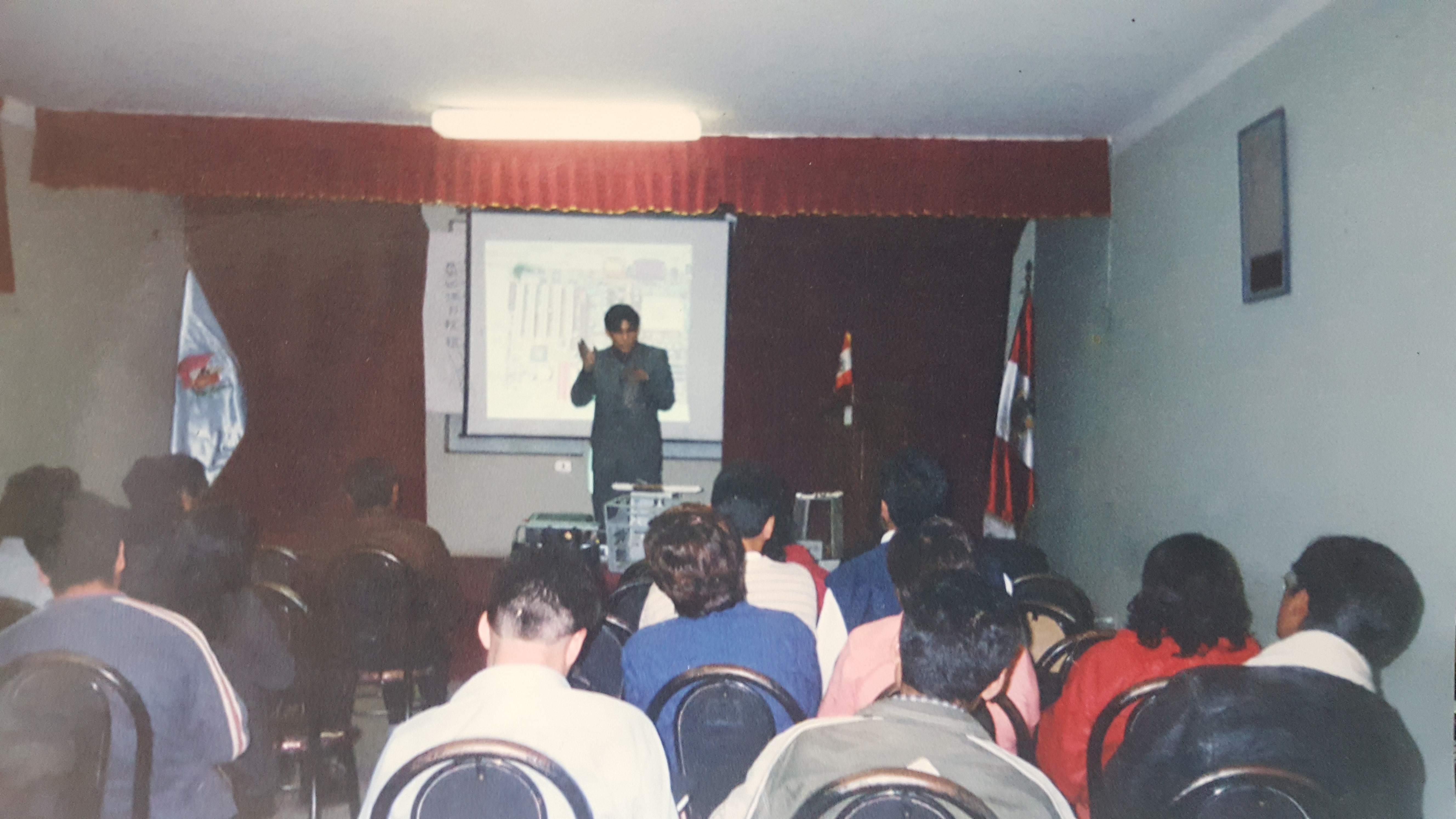 Paul Cornejo — Trayectoria 17