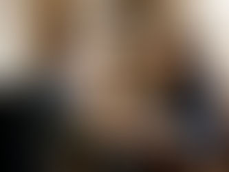 Expat woman in counseling session, Madrid office