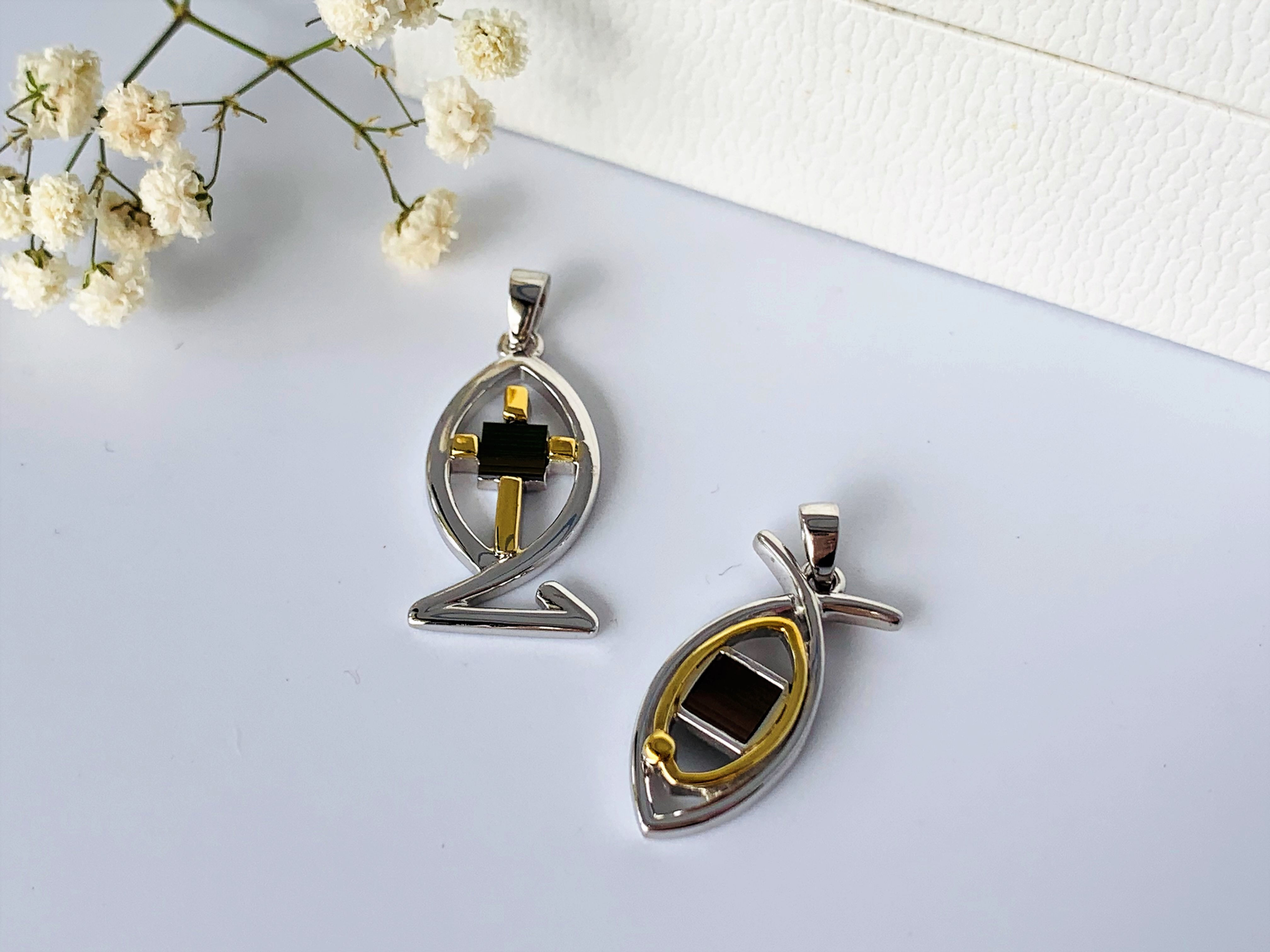 Set of 2 Nano Bible Fish items, 925 sterling silver with 9K gold, New Testament