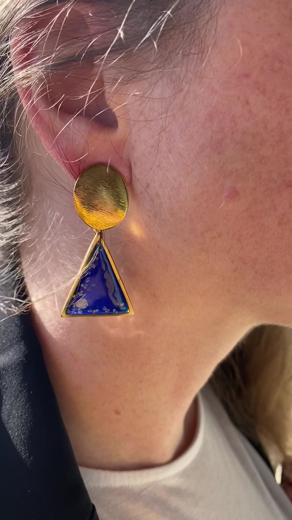 Thumbnail: Christan jewelry, gold plated 24 k dangle handmade earrings with real dried flowers from the Holy Land, on the mlodel