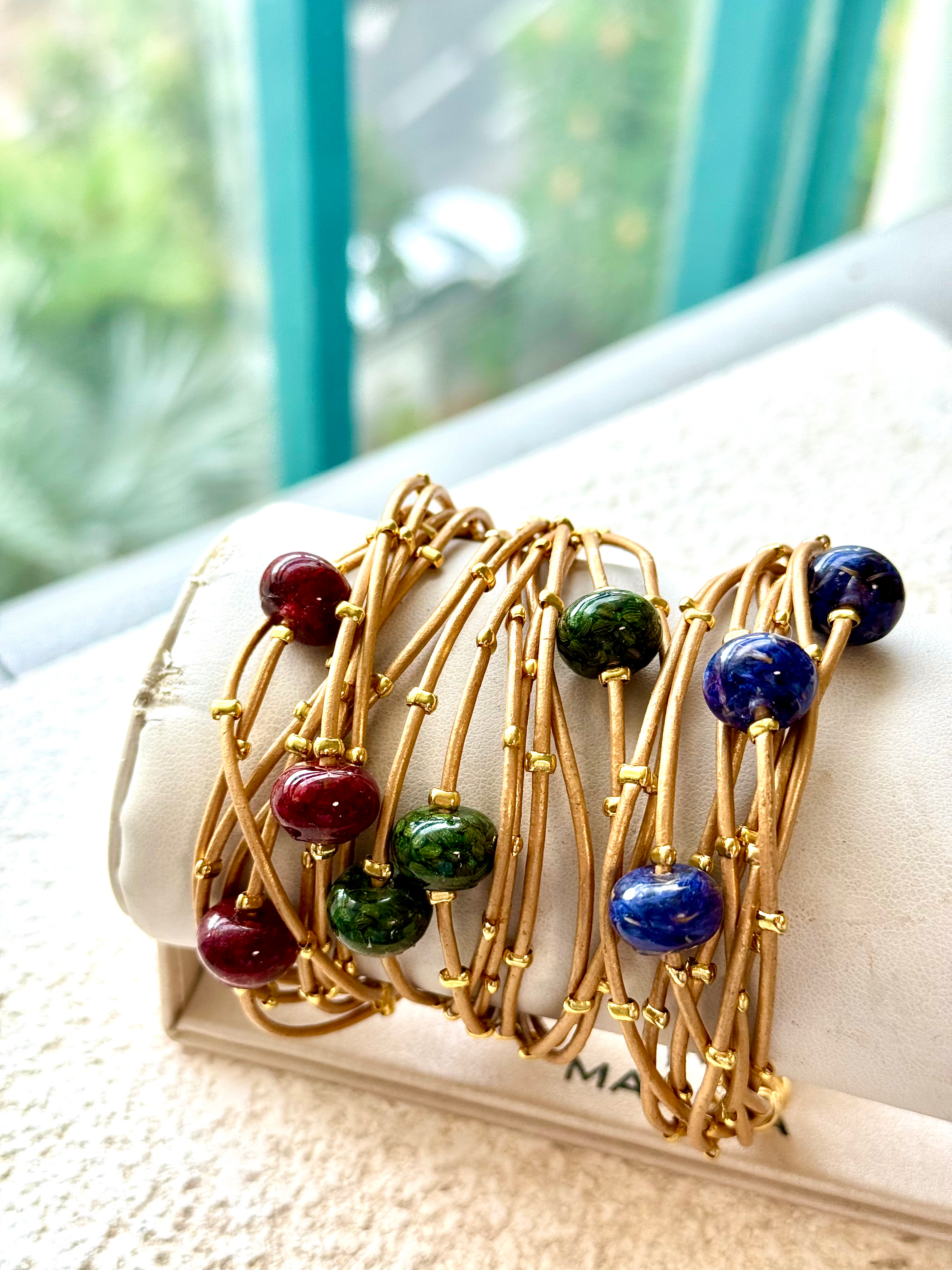 Leather Bracelet different colors with Natural Flowers beads-Silver/Gold Plated