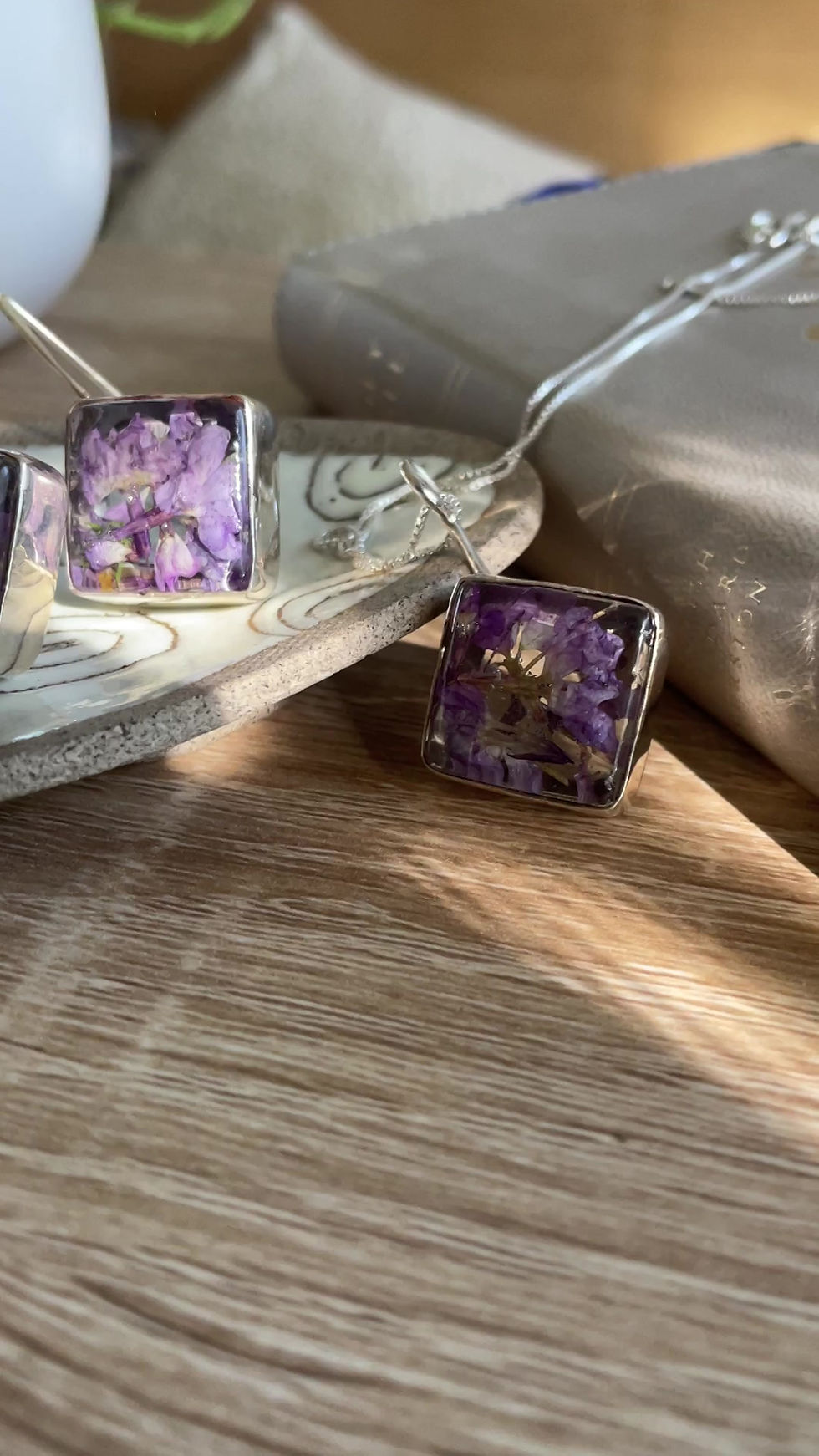 Thumbnail: Silver sterling 925 pendant with real dried flowers, Rhombus, Holy Land flowers