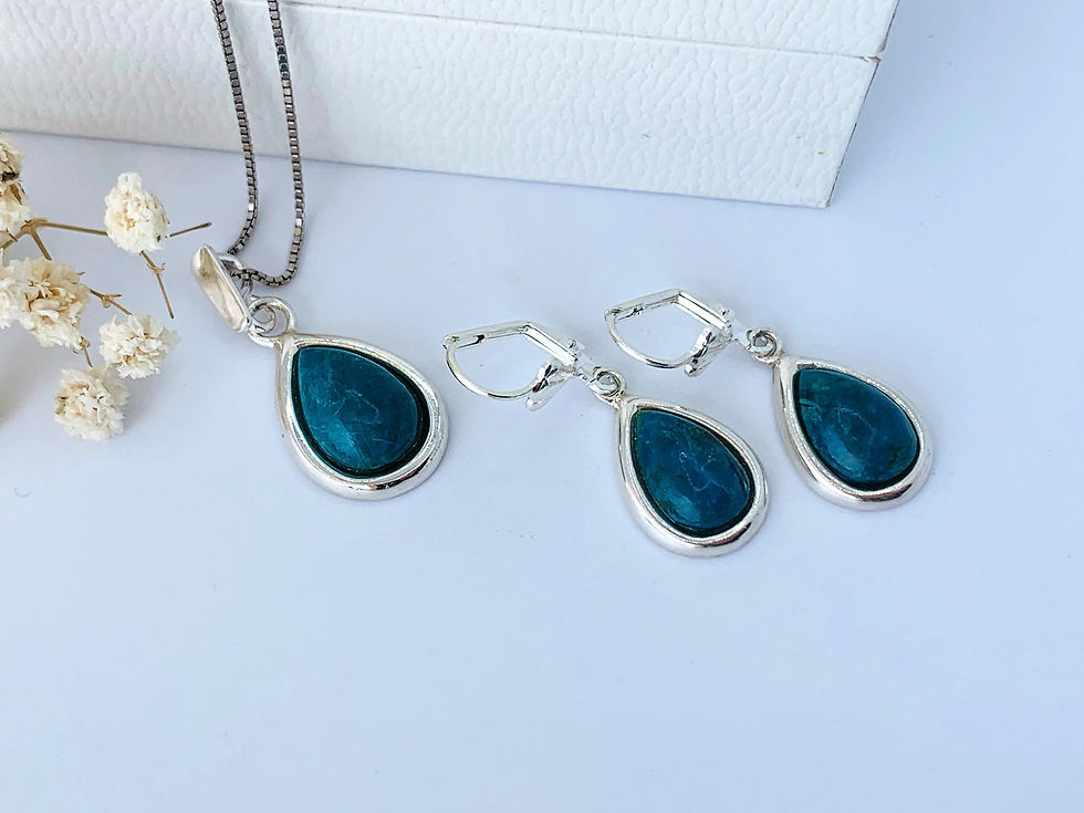 Set of Eilat Stone Pendant and Earrings, 925 sterling silver with a chain